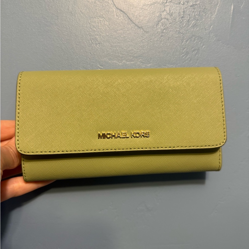 Michael Kors Green Saffiano Leather Wallet Clutch with Gold Logo